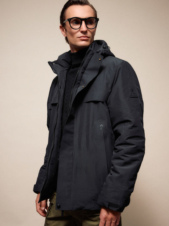 Jacke Black