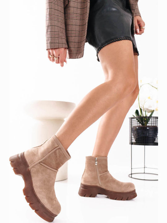 Beige Stiefeletten Traktorenprofil Sohle Wildleder