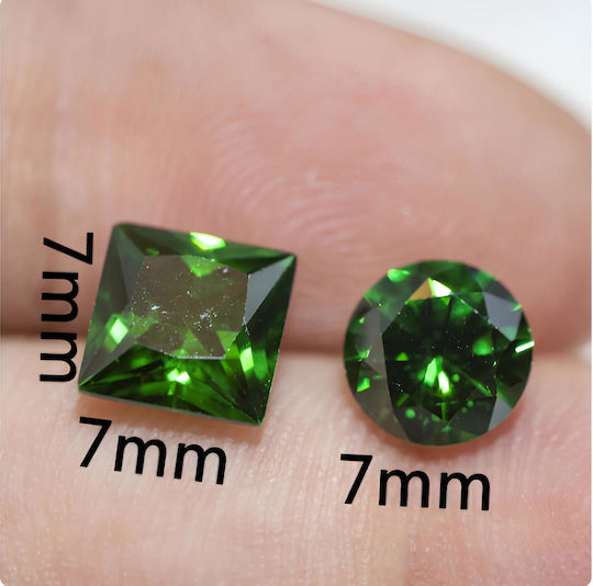 Set of 7 Pieces Emerald Corundum Decorative Stones Various Shapes Forms