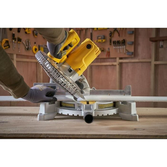 Stanley Fierăstrău Cu Tăietor De Unghi La Rețea 1650W Diametru Disc 254mm
