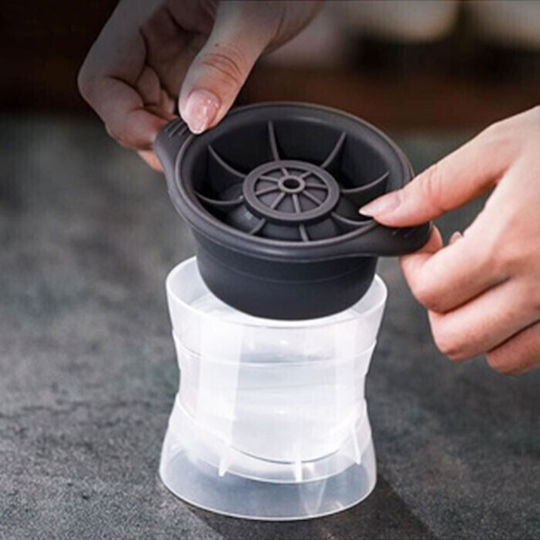 Round Silicone Ice Cube Mold with 1 Slot Black SF-02