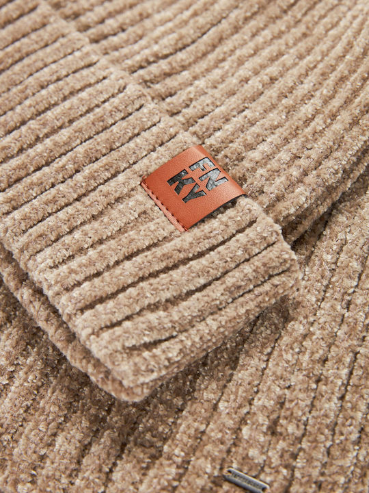 Beanie Beanie with Rib Knit in Ecru color