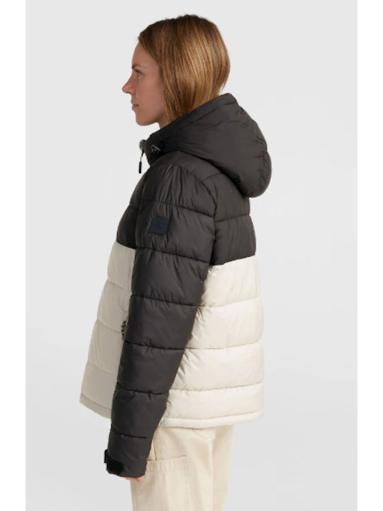 Women's Puffer Jacket for Winter Atmosphere