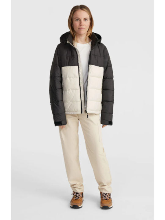 Women's Puffer Jacket for Winter Atmosphere