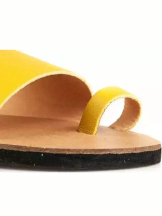 Flache Sandalen für Damen in Gelb Farbe