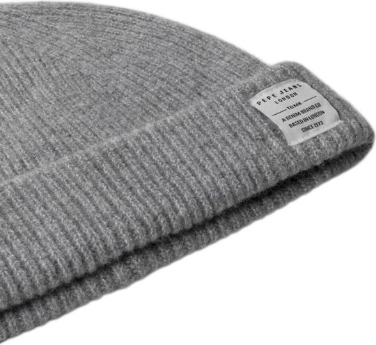 Beanie Beanie Knitted in Gray color