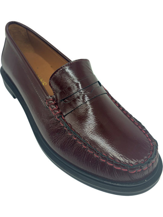Women's Loafers in Burgundy Color