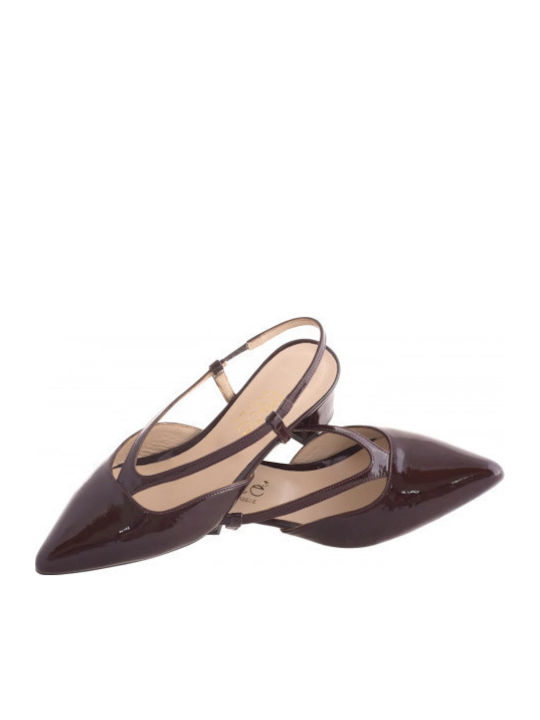 Leder Pumps mit flachem Absatz Burgundisch