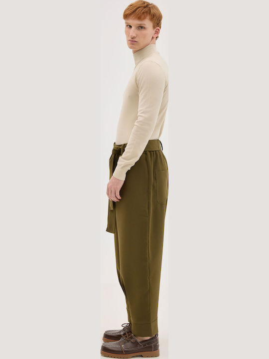 Trousers in Relaxed Fit Black