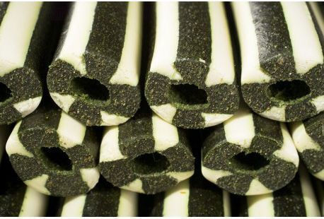 Prozoo Hundeleckerlis in Stick-Form mit Minzblatt, Kräutern, Getreide, Weizen und Reis 35 Stück