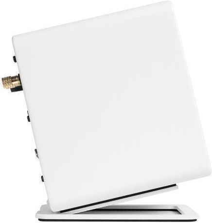 Kanto Speaker Stands in White Color