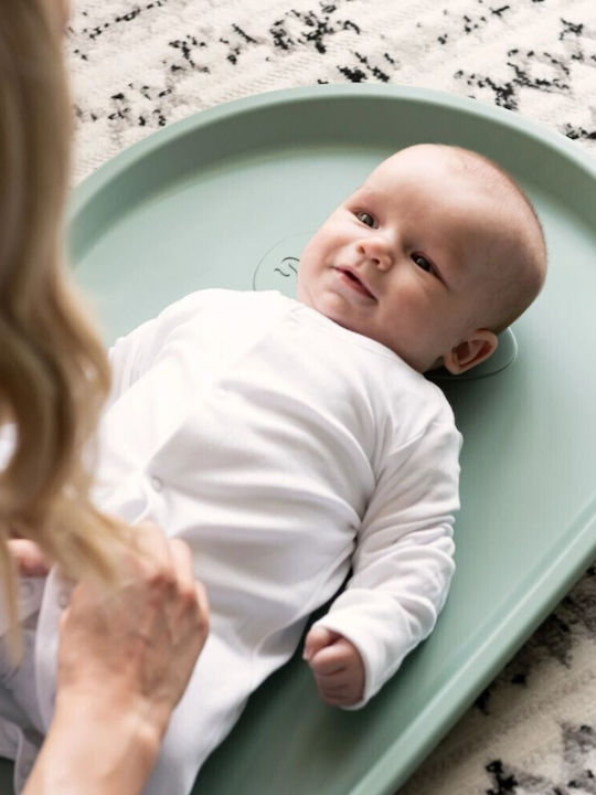 Shnuggle Harte Wickelauflage aus Kunststoff Green