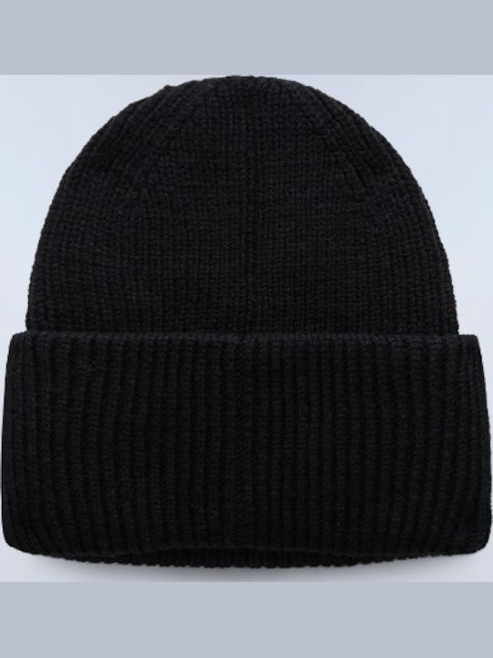 Beanie Beanie Knitted in Black color