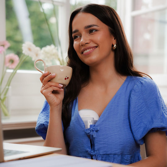 innoGio Giomum Line Discreet Light Φορητό Διπλό Θήλαστρο Μπαταρίας Χωρίς BPA Λευκό