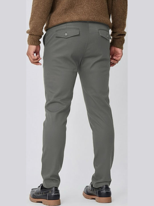 Trousers Chino in Loose Fit Olive