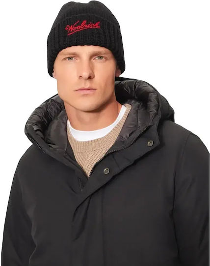 Beanie Beanie Knitted in Black color