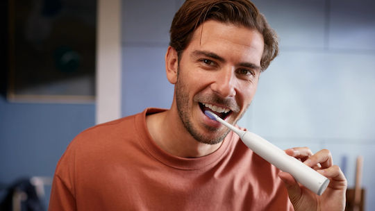 Philips Sonicare Protectiveclean Ηλεκτρική Οδοντόβουρτσα με Αισθητήρα Πίεσης και Θήκη Ταξιδίου Λευκή