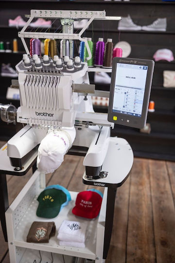 Brother Mașină De Cusut Trăgător De Elită PR1060W Albă