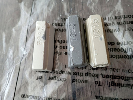 Edding 8901 4-8901-1-4049 Furniture Repair Partition Wax Set White