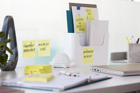 Post-it 3m Самозалепващи Бележки Post-it Super Sticky Z-notes Диспенсър 76x127mm 12x90 Листа Жълти