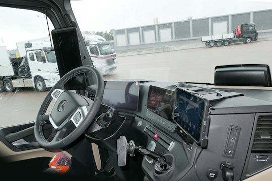 Brodit Proclip Auto Handyhalterung mit Anti-Rutsch-Oberfläche Schwarz