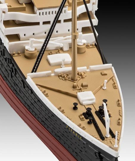 Revell Model Kit Modeling Figure in Scale 1:600 60x60cm.