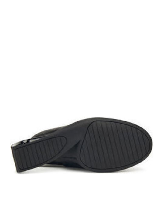 United Nude