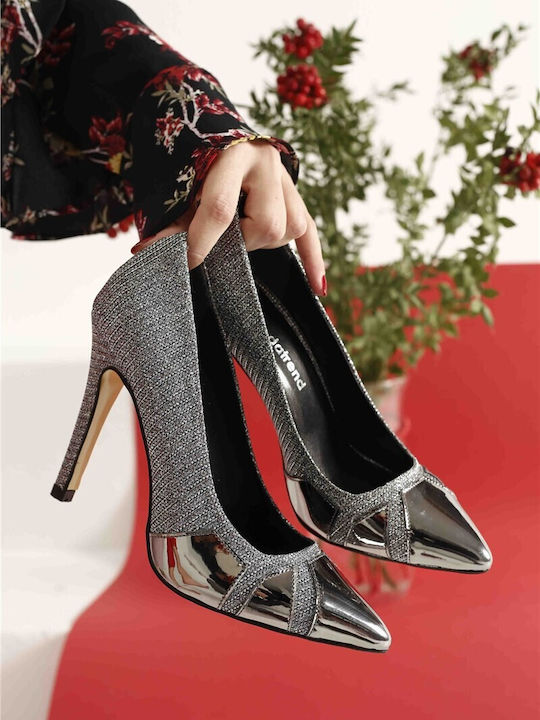 Токчета Златист