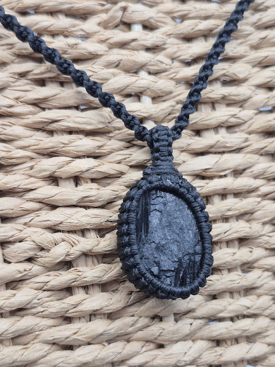 Colier Macrame cu Turmalină Neagră – Bijuterie Handmade cu Piatră Semiprețioasă