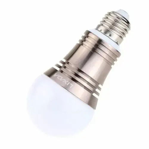 Smart Смарт крушка LED 7.5W за фасунга E27 RGBW 640лм Димируем