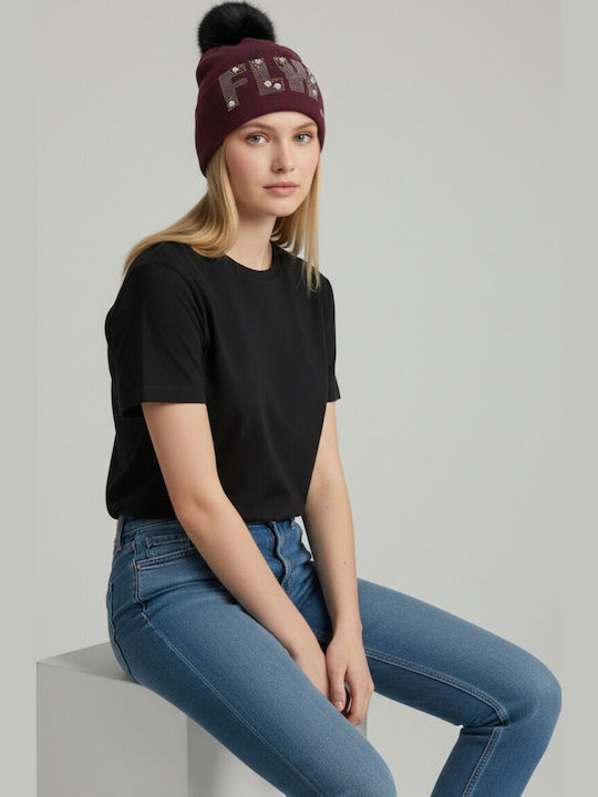Pom Pom Beanie Beanie Knitted in Burgundy color