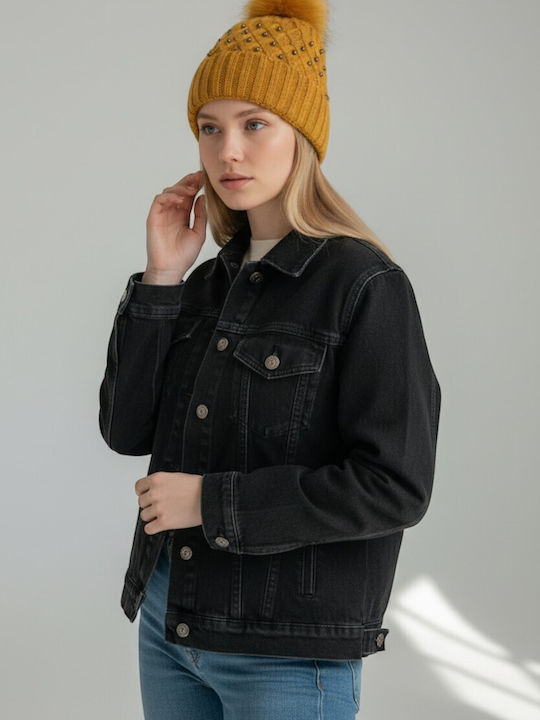 Pom Pom Beanie Beanie Knitted in Yellow color