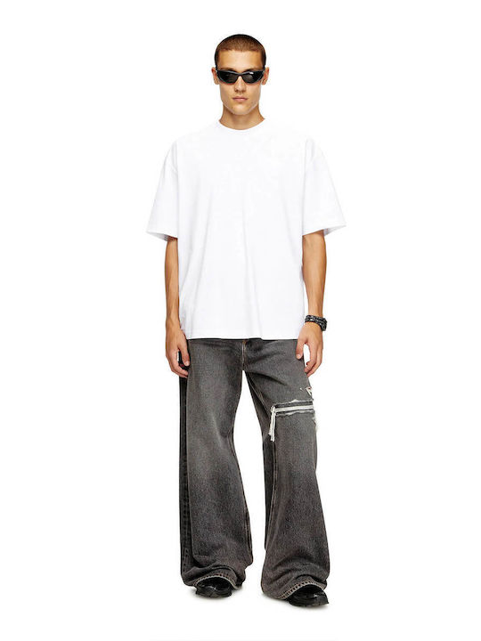 T-shirt White
