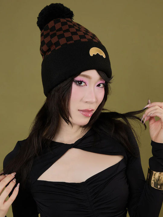 Sip Puff Beanie Fleece Beanie Knitted in Black color