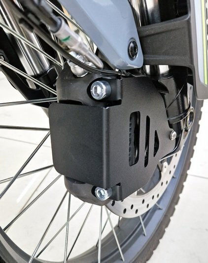 Cosmo Προστατευτικό Δαγκάνας Εμπρός Φρένου Cf Moto 450mt 2023-2025