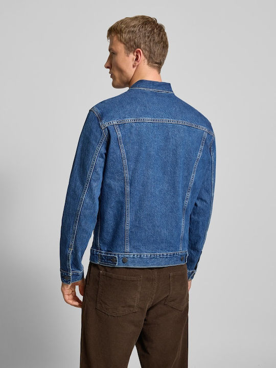 Levi's