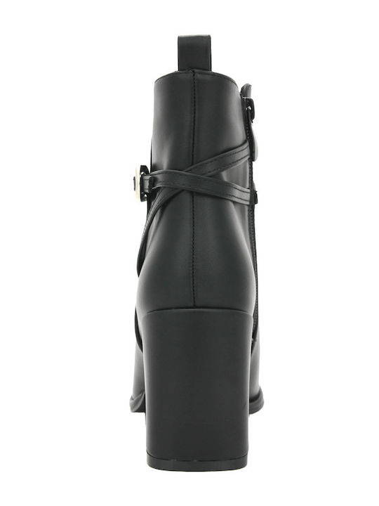 Ghete Dama de Piele Negre