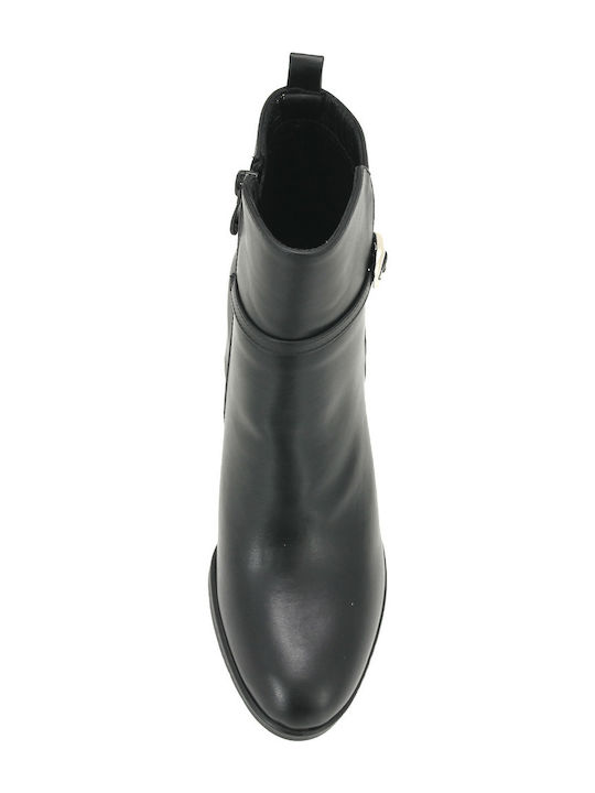 Ghete Dama de Piele Negre