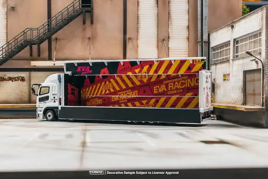 Macheta Auto Mitsubishi Fuso Super Great Eva Racing Maßstab 1:64 Tarmac