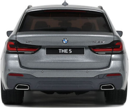 Machetă Mașină BMW 530e Xdrive M Sport Touring Gri 2023 Scara 1:18 GT Spirit GT485