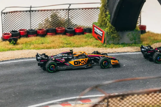 Machetă Auto McLaren MCL36 #4 Lando Norris Marele Premiu Japonez 2022 Scara 1:64 Tarmac Works