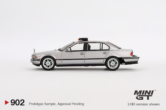Macheta Auto Bmw 750 Il E39 Tomorrow Never Dies English Blister Packaging 1997 1:64 Mini Gt Mgt00902-007e