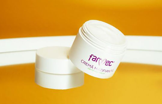 Farmec Cremă Hidratantă de Față cu Aloe Vera 50ml