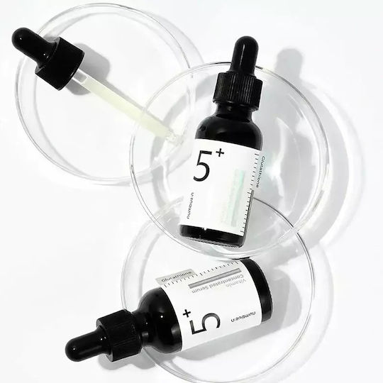 Numbuzin No.5 Beruhigend & Feuchtigkeitsspendend Serum Gesicht & Augen mit Vitamin C & Niacinamid für Strahlkraft & Entgiftung 30ml