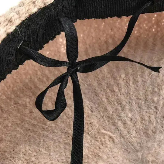 Frauen Set mit Beanie Gestrickt in Braun Farbe
