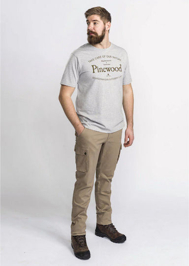 Pinewood в Сив цвят