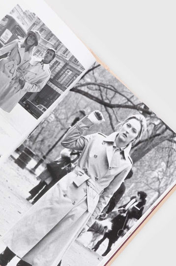 The Story of the Iconic Fashion House, Little Book of Burberry
