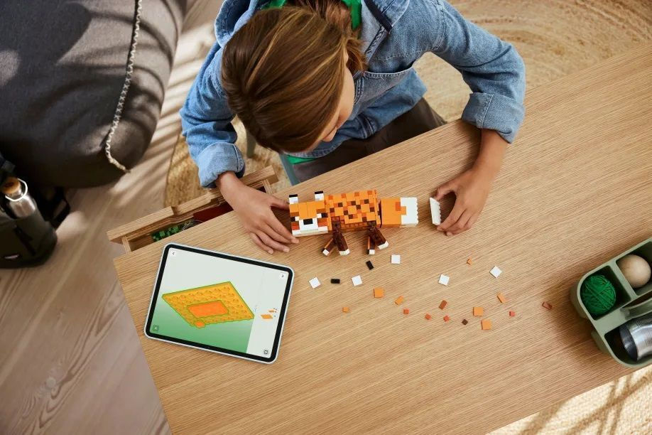LEGO Minecraft The Fox Pentru 10+ Ani 497 Bucăți 21588 | Skroutz