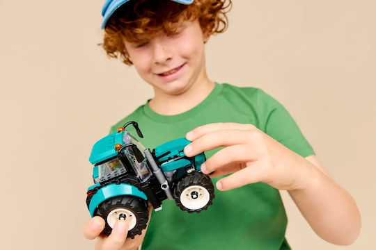 LEGO City Tractor for 6+ Years 204 Pieces