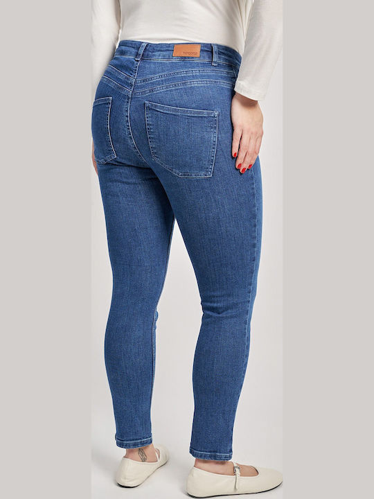 Blugi de damă cu croială skinny